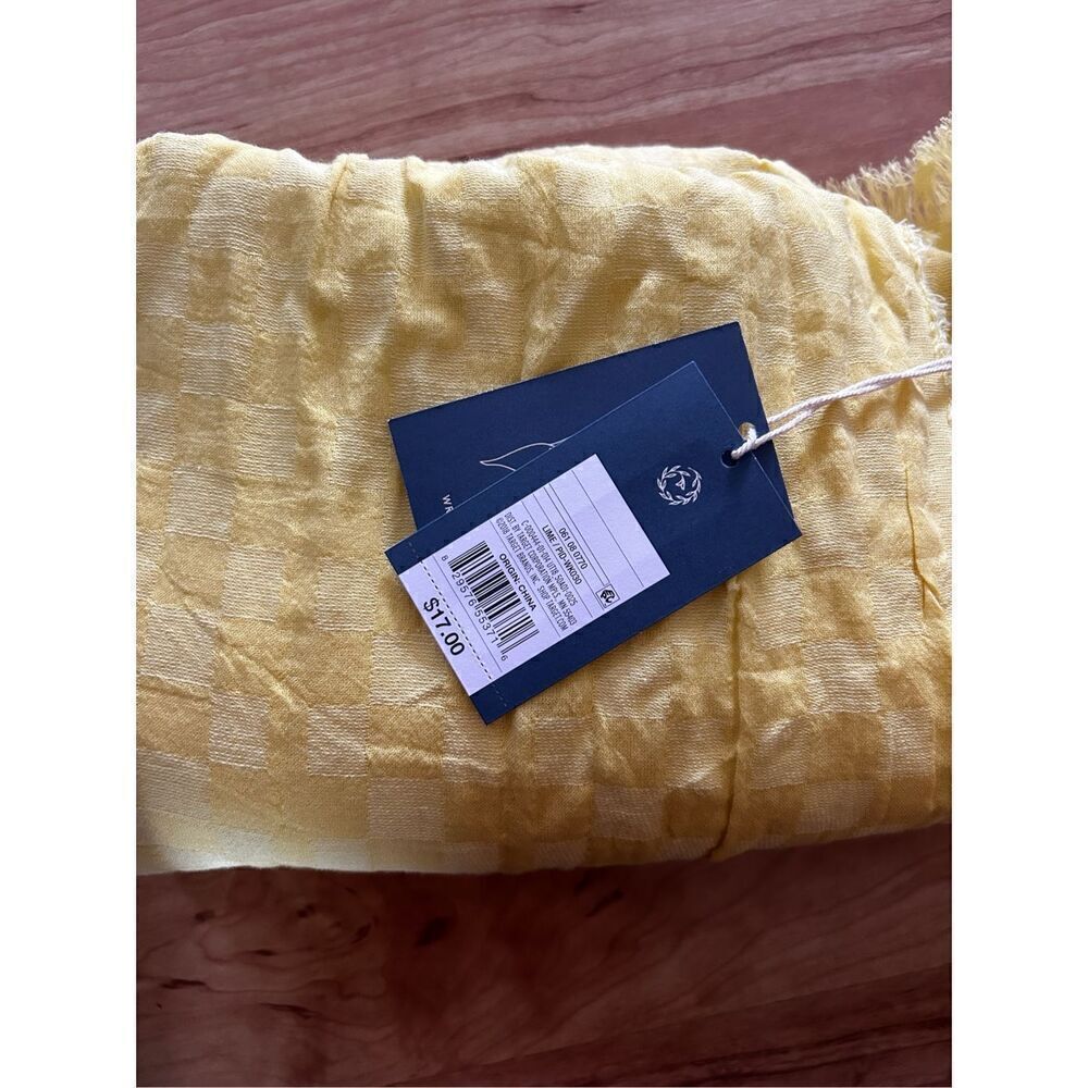 Yellow scarf cotton 100% size 44x57 - Picture 4 of 4